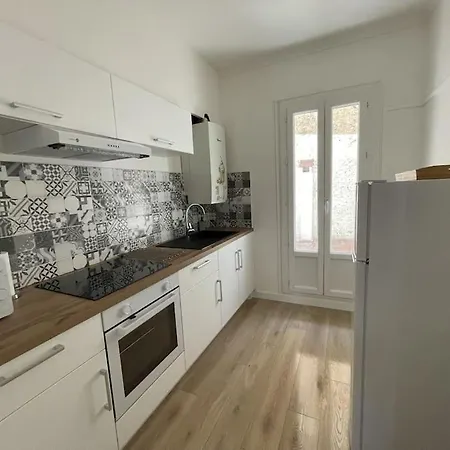 Charmant T4 Central A Daire Béziers
